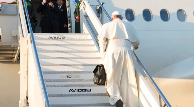 El Papa emprende el tercer viaje internacional del año