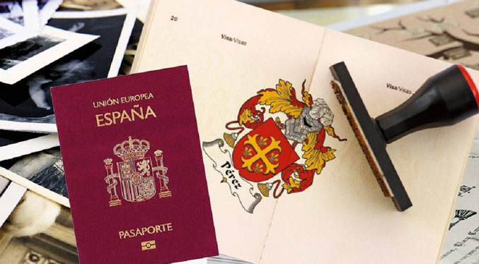 Embajada de España entrega pasaportes a descendientes de judíos sefardíes en Venezuela