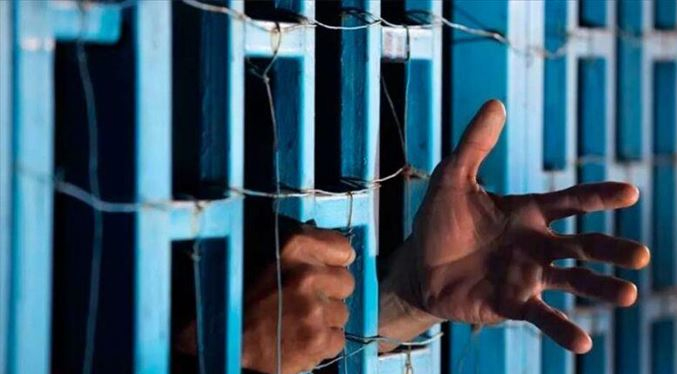 Condenan hombre a 29 años de prisión por trata de mujeres