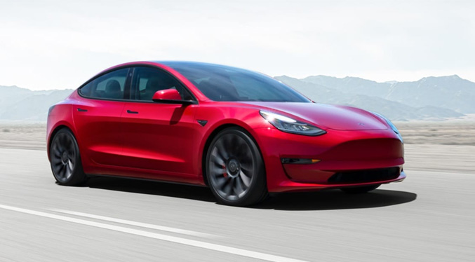 Tesla retira casi 500 autos en EEUU por riesgo de choques