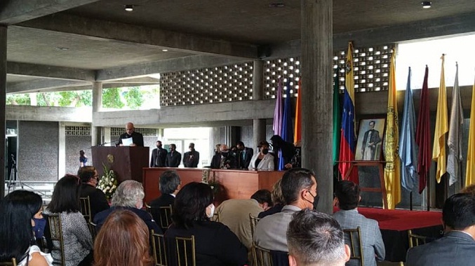 UCV conmemora 300 años de su fundación