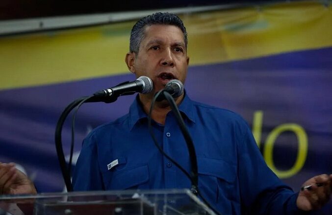 AP retira apoyo a a Claudio Fermín y respalda a candidato de la MUD en Barinas