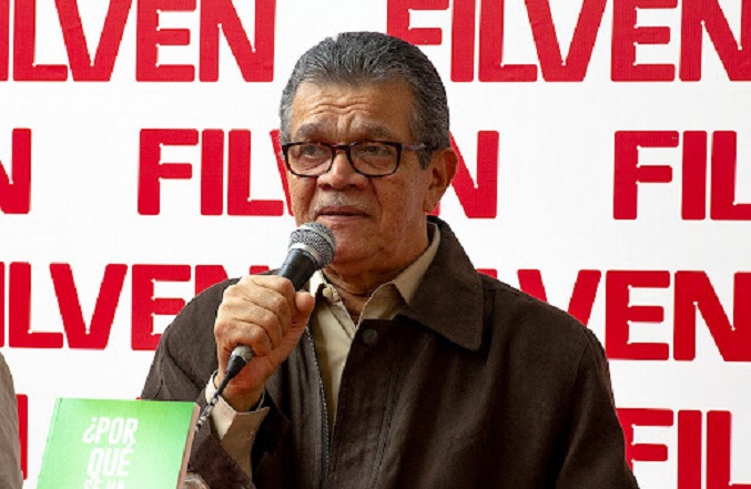 Ministro Náñez informa del fallecimiento del periodista Earle Herrera