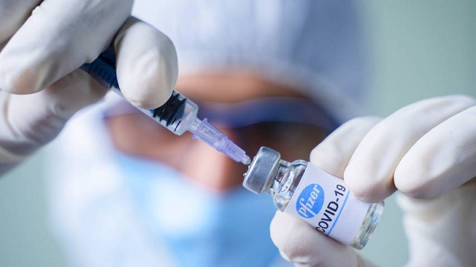 Hospital israelí comienza ensayo clínico con la cuarta dosis de Pfizer