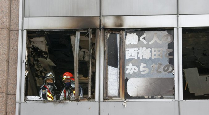 Un incendio en un edificio en Japón deja al menos 24 muertos