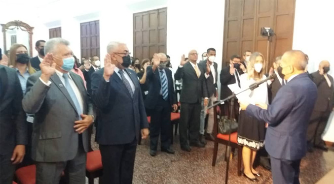 Gobernador Manuel Rosales juramenta a la segunda parte de su gabinete