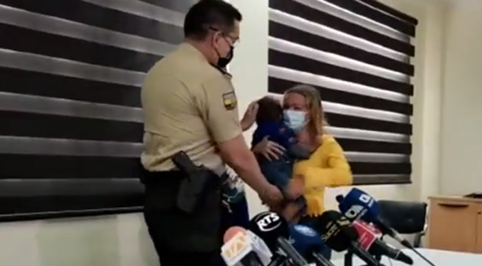 Madre venezolana se reencuentra en Ecuador con su hijo raptado en Cali