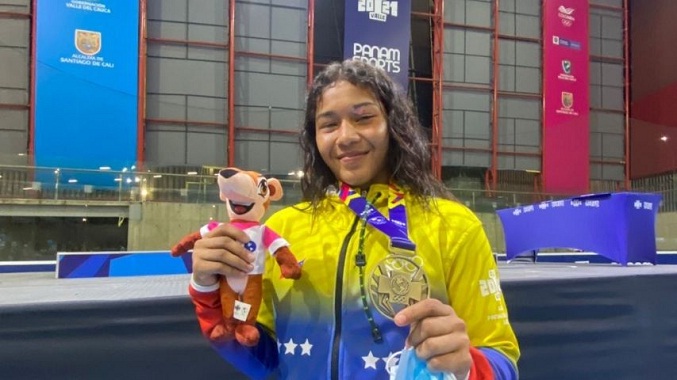 Astrid Montero, campeona de los 62 kilogramos de Panamericanos Junior Cali