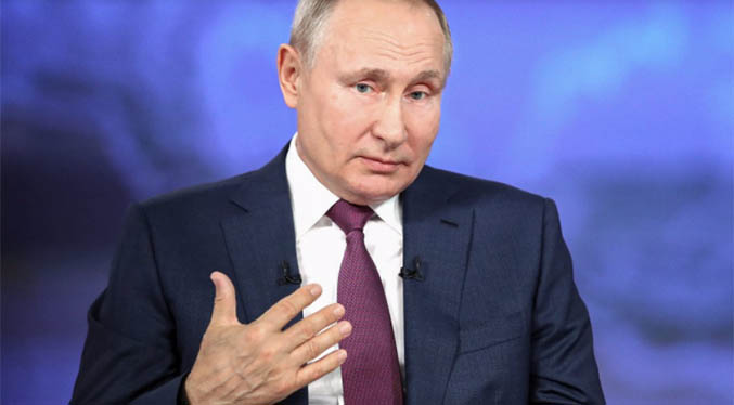 Putin avisa de que Rusia responderá con firmeza a pasos occidentales hostiles