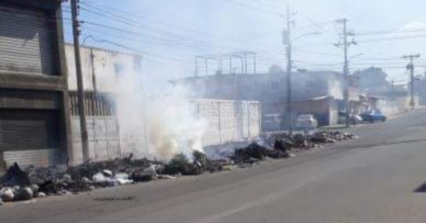 Denuncian quema de basura en los vertederos a cielo abierto del sector 18 de Octubre de Maracaibo