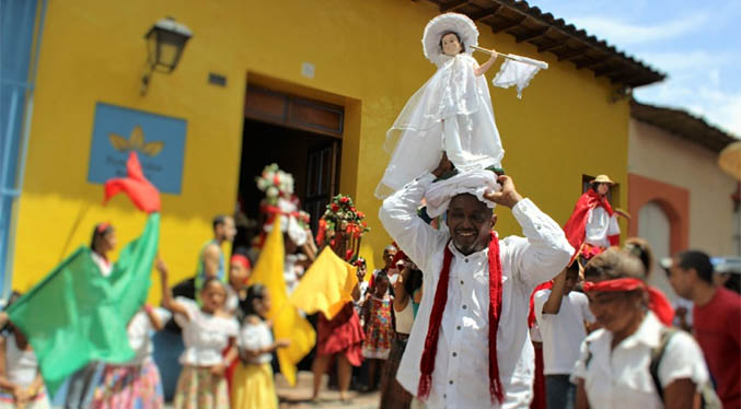 Declaran al ciclo festivo de San Juan Bautista como patrimonio inmaterial de la humanidad