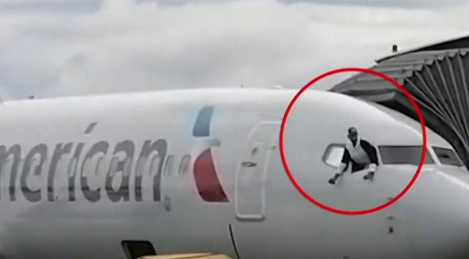 Pasajero daña cabina de avión de American al abordar en aeropuerto de Honduras