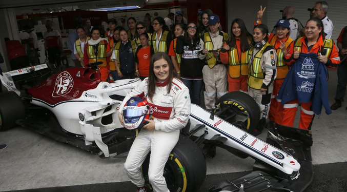 Colombiana Tatiana Calderón ya tiene equipo para correr en la serie IndyCar