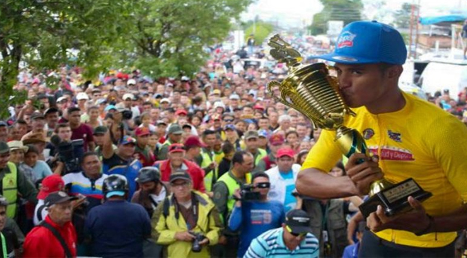 El venezolano Roniel Campos es el tricampeón de la Vuelta al Táchira