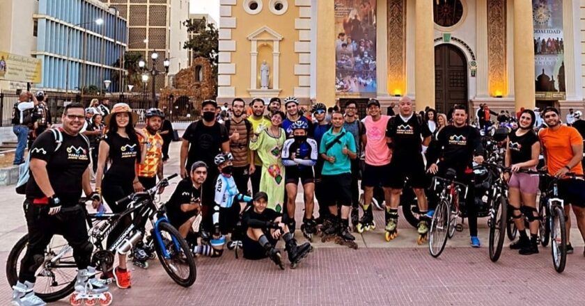 Ciclistas y patinadores de Zulia celebran su gentilicio con una rodada por Maracaibo