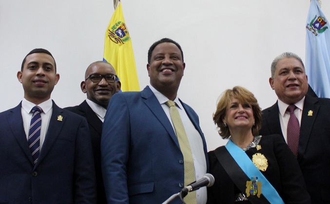 Alcalde Ramírez en proclamación del CLEZ: Estamos recuperando las instituciones del estado Zulia