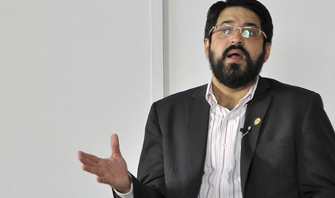 Asdrúbal Oliveros: En Venezuela deben darse acuerdos políticos para acceder a inversión internacional