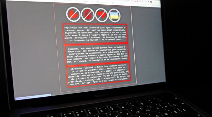 Ucrania denuncia ciberataque masivo contra sitios web del Gobierno