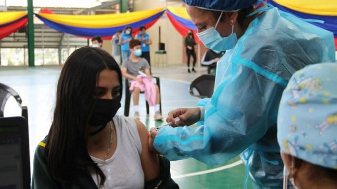 Ecuador pasa a «luz roja» por el repunte de contagios de COVID-19