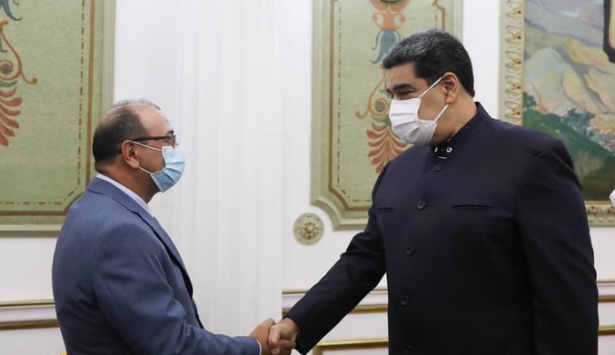 Maduro recibe en Miraflores al gobernador electo de Barinas