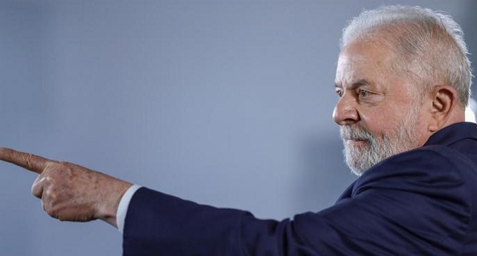 Lula cita a España como ejemplo para revocar la reforma laboral en Brasil