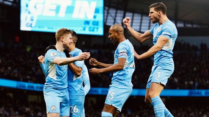 Manchester City impuso su jerarquía ante el Leicester