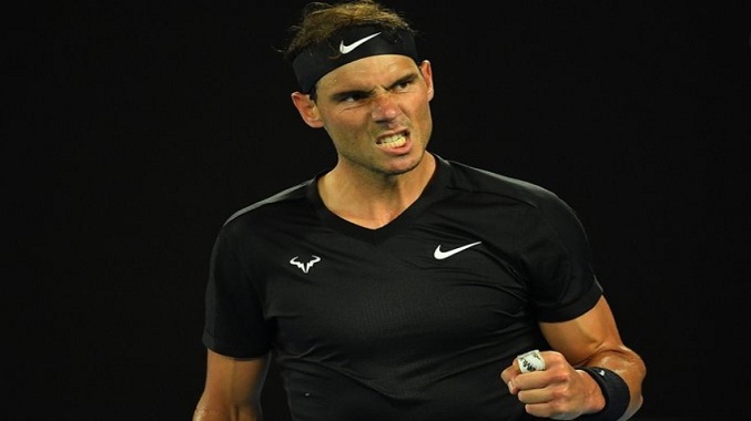 Nadal inicia con triunfo en Melbourne