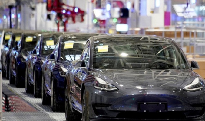 Tesla entregó un 87 % más vehículos en 2021 que al año anterior