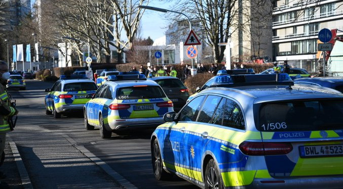 Un pistolero muerto después de herir a varias personas en la universidad de Heidelberg