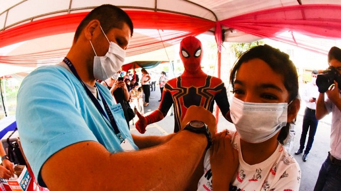 Paraguay inicia la vacunación anticovid de menores entre 5 y 11 años