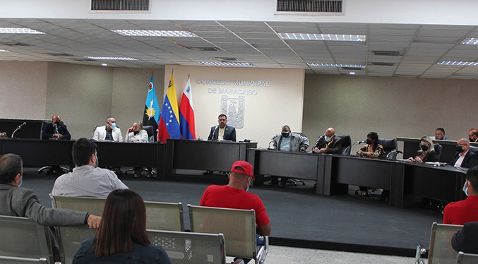 Cámara Municipal de Maracaibo declara servicio público el uso del Internet en la Vereda del Lago