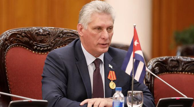 Cuba se alinea con Rusia y pide a Occidente que deje de intervenir en Ucrania