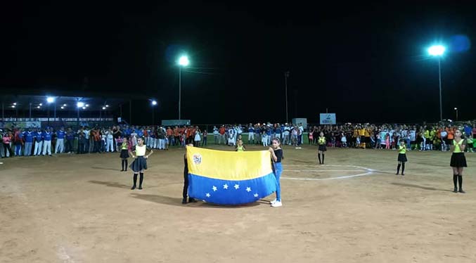 Alcaldía de Lossada reinaugura el estadio Víctor Vílchez en La Paz