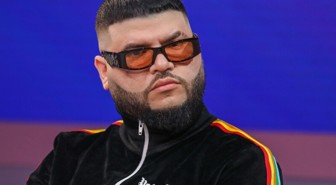 Farruko pide perdón por las letras de algunas de sus canciones