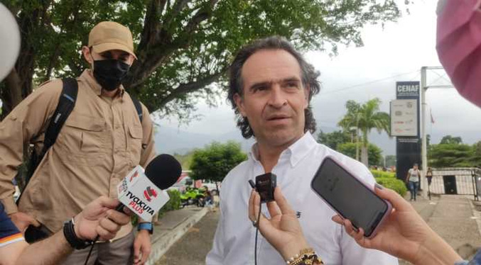 Candidato presidencial colombiano en Cúcuta: “Por este puente pasan puros sueños rotos”