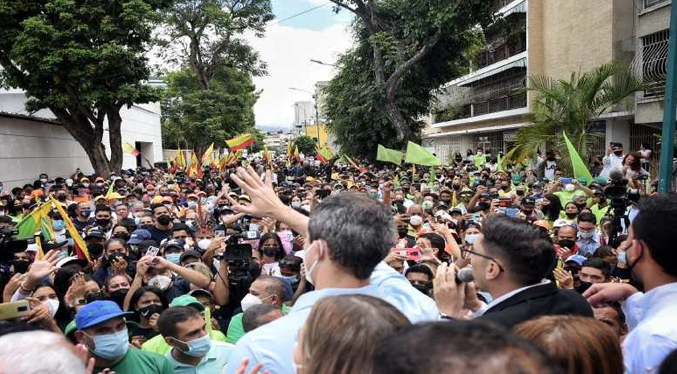 Guaidó apuesta por la renovación de liderazgos en la oposición