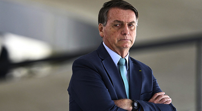 Policía dice que Bolsonaro cometió un delito al divulgar documentos secretos
