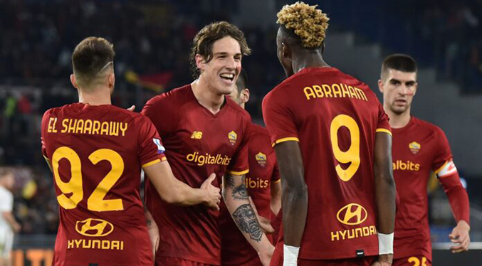La Roma confirma cuatro positivos por covid en el primer equipo