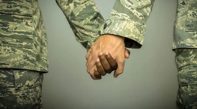 ONG pide al TSJ eliminar el artículo donde pueden detener a un militar por homosexual