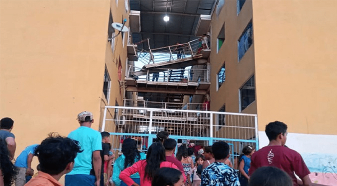 Desalojan familias de una misión vivienda en Anzoátegui por desplome de la estructura