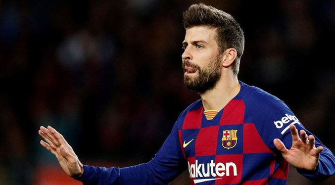 Expulsan a Gerard Piqué en el Derbi catalán