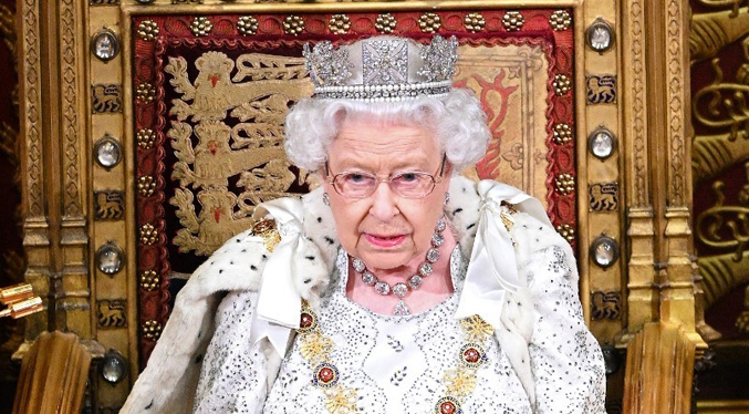 La reina Isabel II:  Única monarca británica con 70 años en el trono