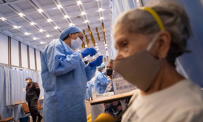 OPS: 50 % de la población venezolana ya tiene las dos dosis de la vacuna contra COVID-19
