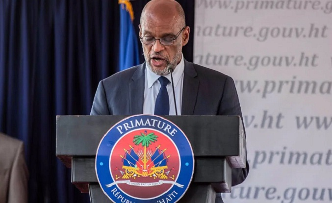 Henry se aferra a la jefatura de Gobierno en Haití ante el desafío opositor