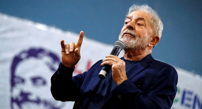 Lula cambiaría política de precios de combustibles, si vuelve al poder