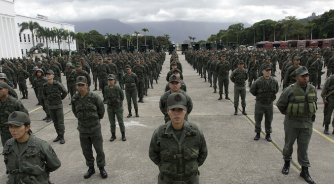 Venezuela: El 80,6 % de la nómina pública nacional es del sector militar