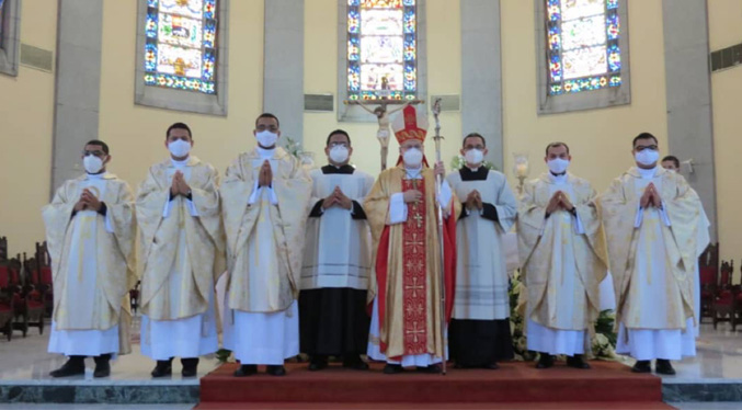 Diócesis de Maturín ordena a cinco nuevos sacerdotes