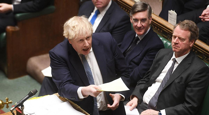 Ya son 15 los parlamentarios que piden en público la dimisión de Johnson