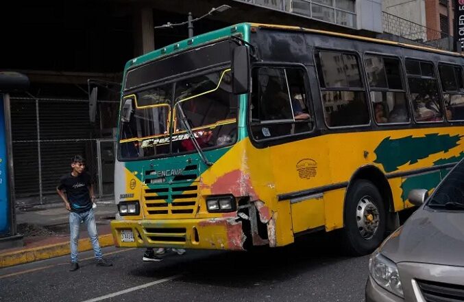 El transporte público en Venezuela, una deuda pendiente del presidente Maduro