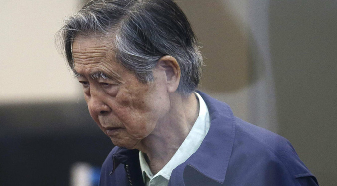 Alberto Fujimori es trasladado de emergencia a un hospital por complicaciones en su salud
